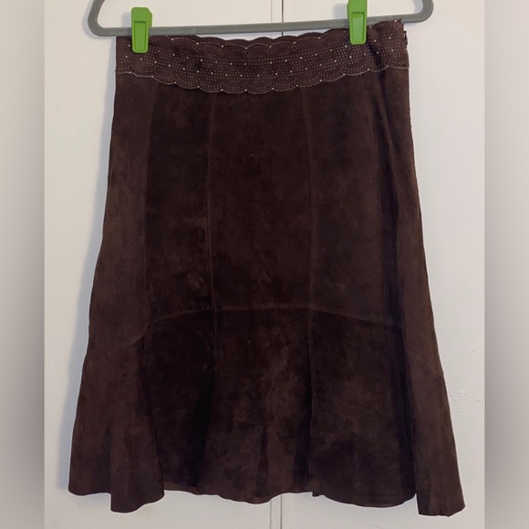 Cabi Brown Leather Suede Pleated Mini Skirt Size 2 Stitch Detail Western Rodeo - Picture 1 of 5